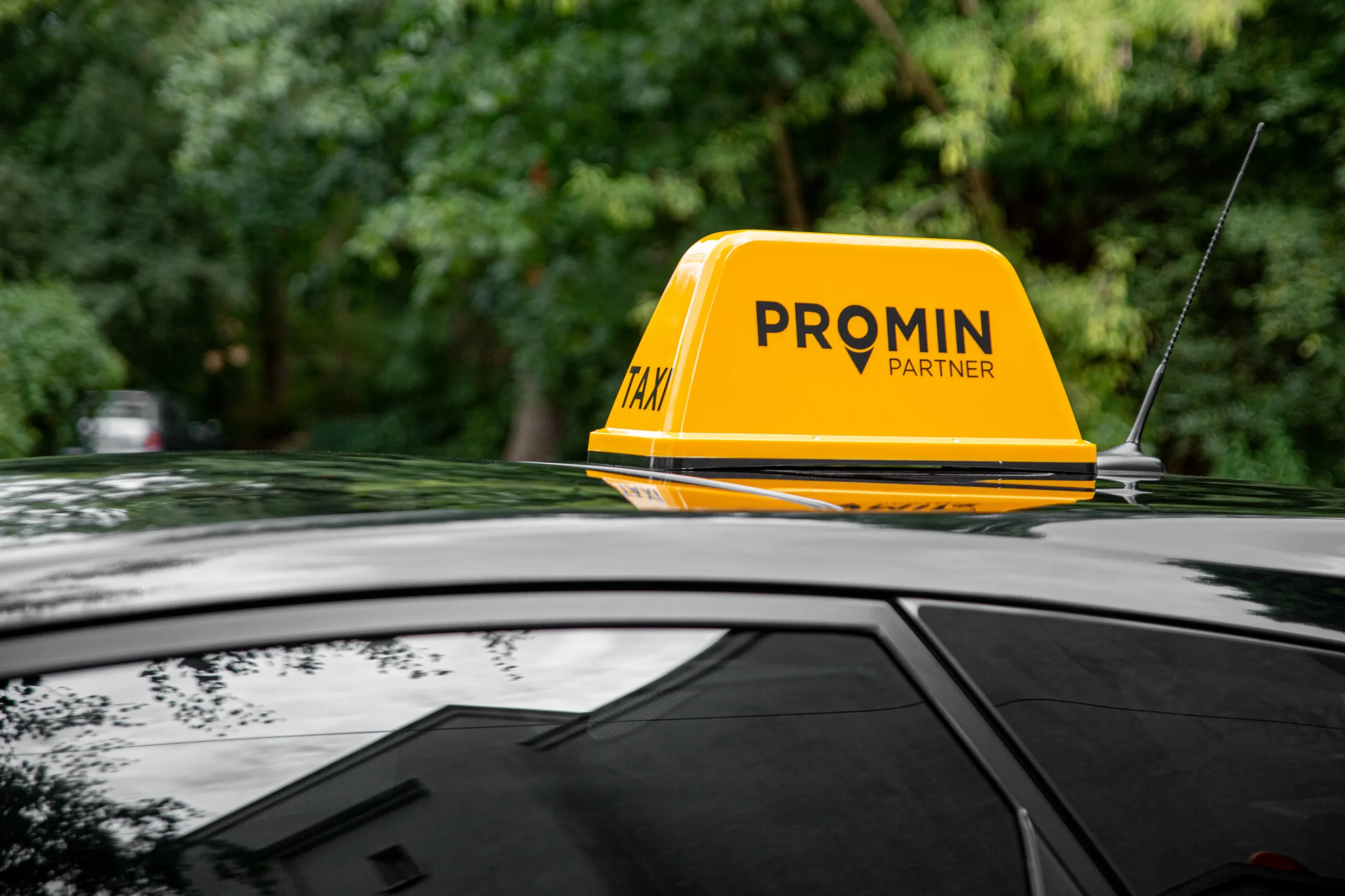 Jak zarobić więcej pracując taksówką. Porady od Promin Partner